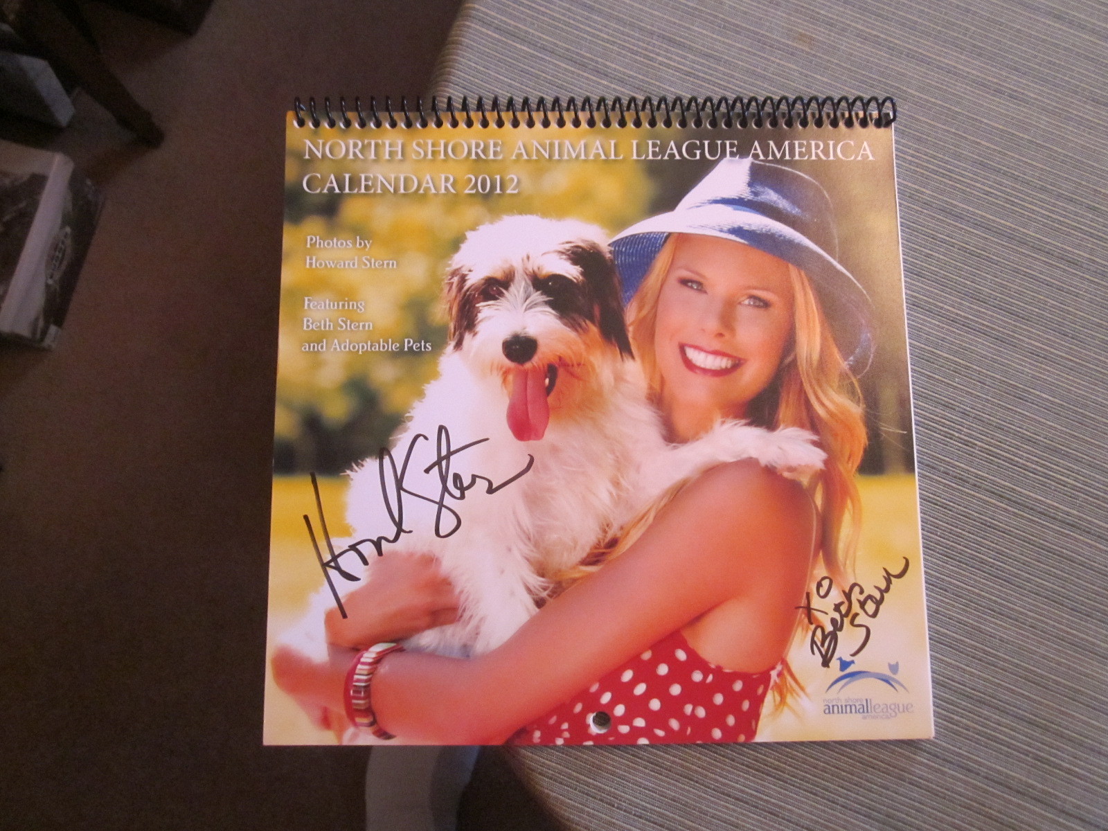 HOWARD STERN/BETH O SIGNED/AUTOGRAPHED CALENDAR (VERY RARE) EX+ HOWARD STERN/BETH O SIGNED/AUTOGRAPHED CALENDAR (VERY RARE) EX+