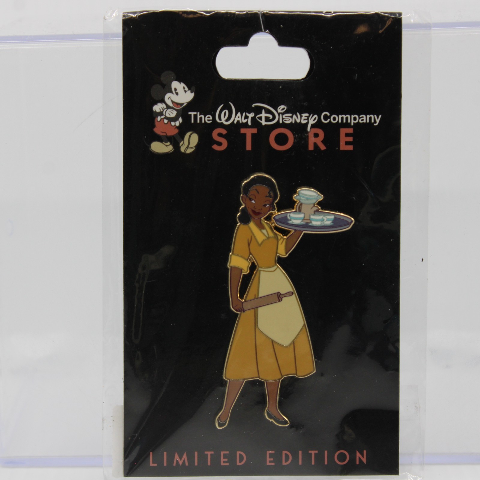 A5 Disney WDCS DEC LE Pin Outfits Fairytale Princess Tiana Duke\'s Diner Waitress A5 Disney WDCS DEC LE Pin Outfits Fairytale Princess Tiana Duke\'s Diner Waitress