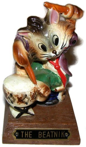 Mid Century Kreiss The Beatnik Kitschy Figurine Anthropomorphic Cat Drummer