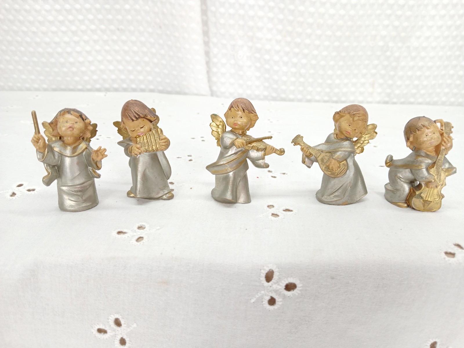 VINTAGE SET OF (5) HANDCRAFTED ANRI TORIART ORCHESTRA ANGEL MUSICIANS ITALY. VINTAGE SET OF (5) HANDCRAFTED ANRI TORIART ORCHESTRA ANGEL MUSICIANS ITALY.