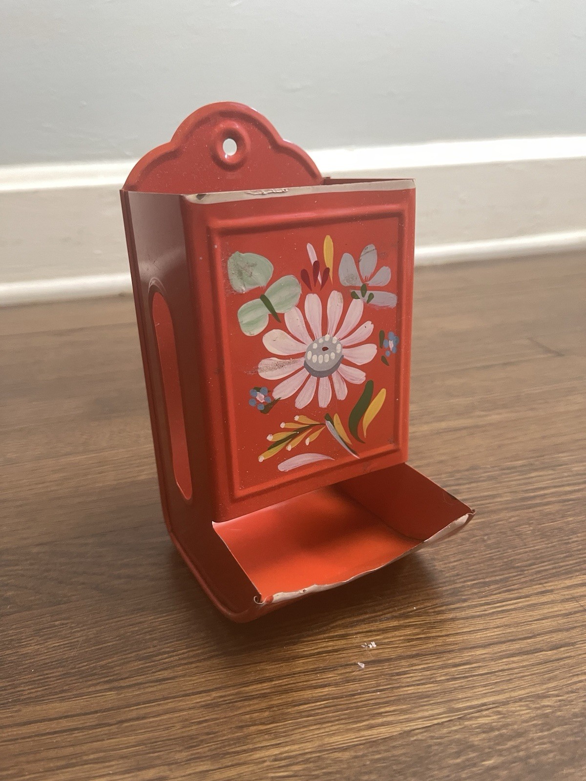 Cheerful Vintage 50s 60s Match Holder Orange Floral by Ransburg Cheerful Vintage 50s 60s Match Holder Orange Floral by Ransburg