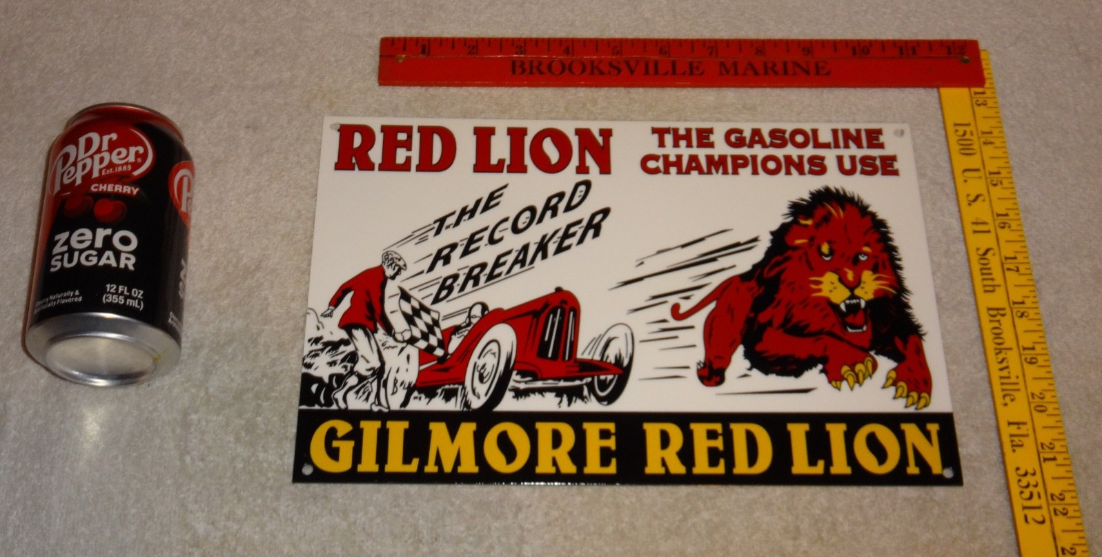 VINTAGE GILMORE RED LION RECORD BREAKER GASOLINE +RACE CAR ENAMEL METAL OIL SIGN VINTAGE GILMORE RED LION RECORD BREAKER GASOLINE +RACE CAR ENAMEL METAL OIL SIGN