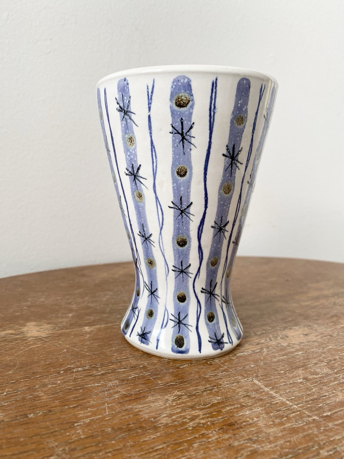 RARE Vintage 1960s Rye Pottery England- Starburst Vase 5.5” Pamela Goddard MCM