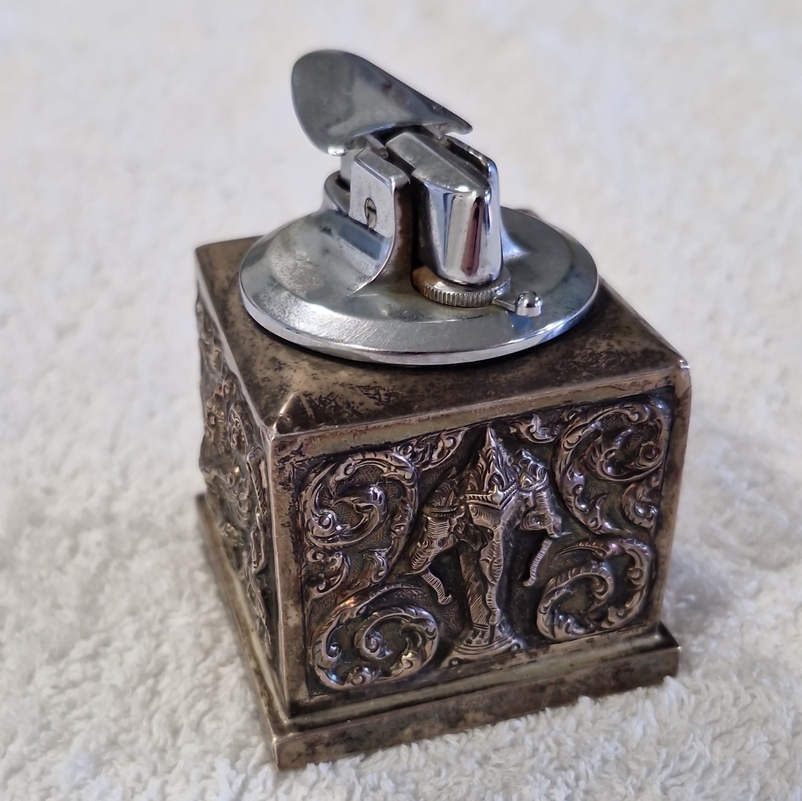 Vintage Siam Sterling Silver Table Lighter Box - Repoussé Base W/German Ronson