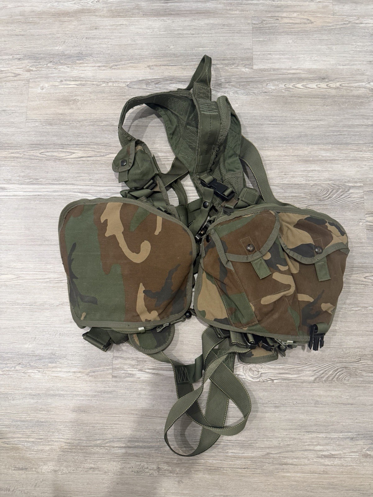Harness Woodland Camo M81 First Aid Insert