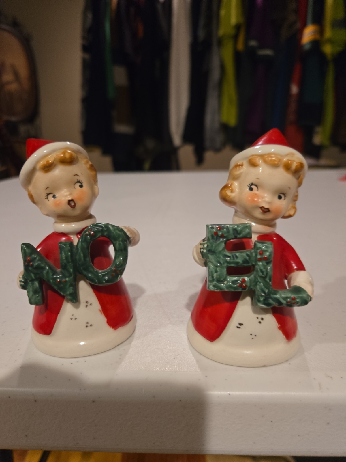 Norcrest NOEL Shakers