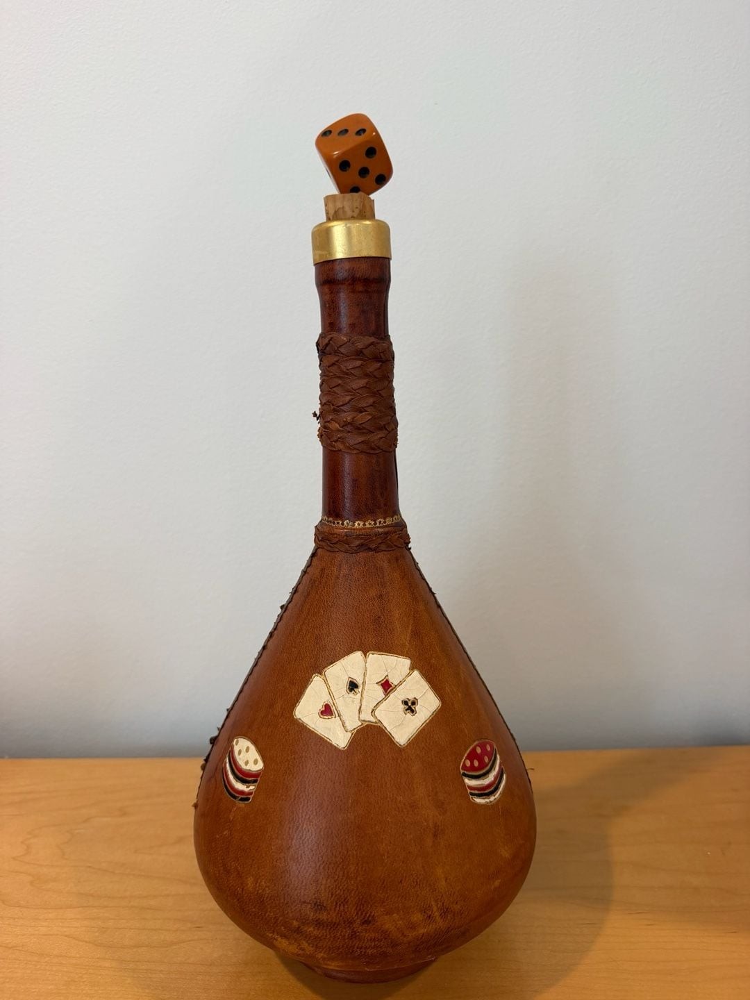 70s Italian Vintage Man Cave Vibe, Card Players Decanter 70s Italian Vintage Man Cave Vibe, Card Players Decanter