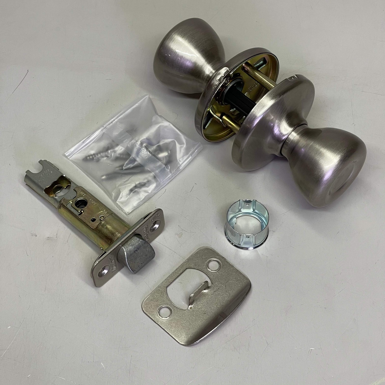 KWIKSET Hall & Closet Tylo Passage Door Knob Satin Nickel 92001-508