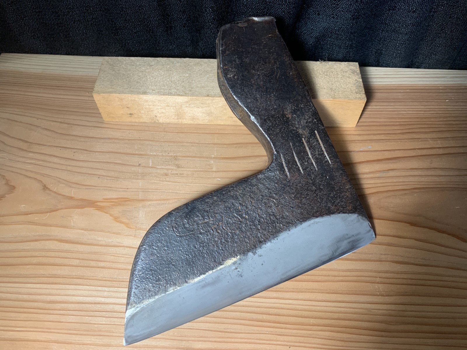 Antique : over 100 yrs - Japanese hewing Axe /Forged  1322g -16.5cm Made in Tosa