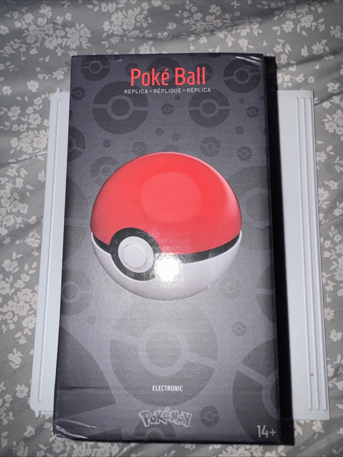 The Wand Company Pokemon PokeBall Replica Display