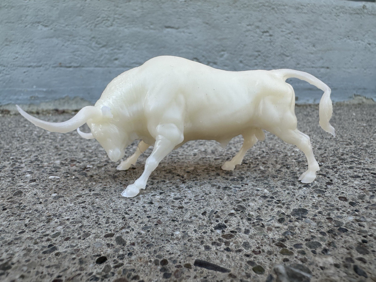 Breathtime Model Bull Printed Resin 2”x4” Stablemate Cattle