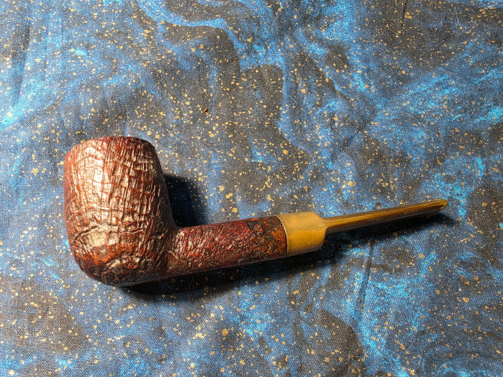 Vintage GBD Prehistoric 9447 Sandblasted Billiard Smoking Pipe