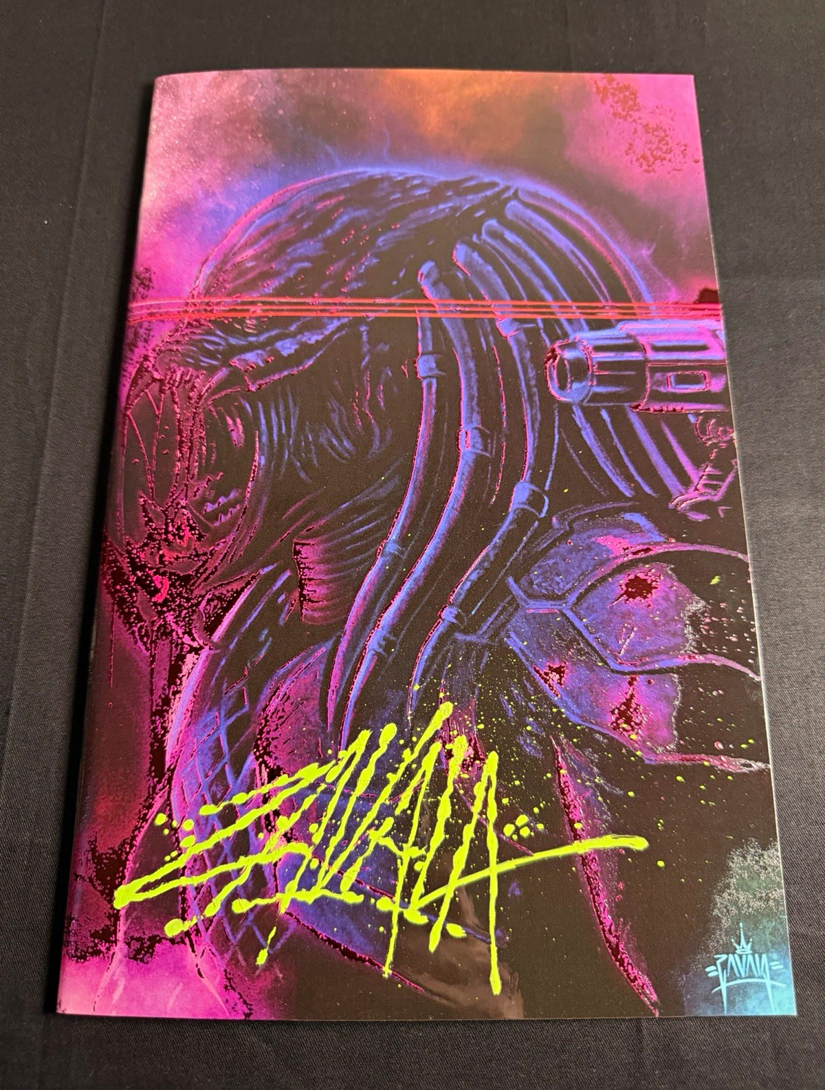 FAME: Arnold Schwarzenegger #1 Signed Martin Zavala Spot Foil Variant 113/200 FAME: Arnold Schwarzenegger #1 Signed Martin Zavala Spot Foil Variant 113/200