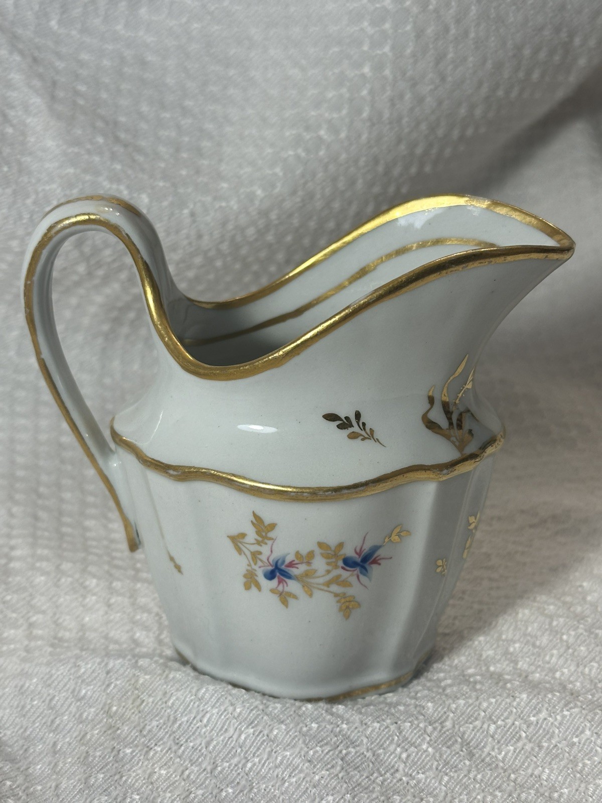 18th c. 1700s Porcelain Creamer Cream Jug Gilt Wheat Floral See-Through blue red 18th c. 1700s Porcelain Creamer Cream Jug Gilt Wheat Floral See-Through blue red