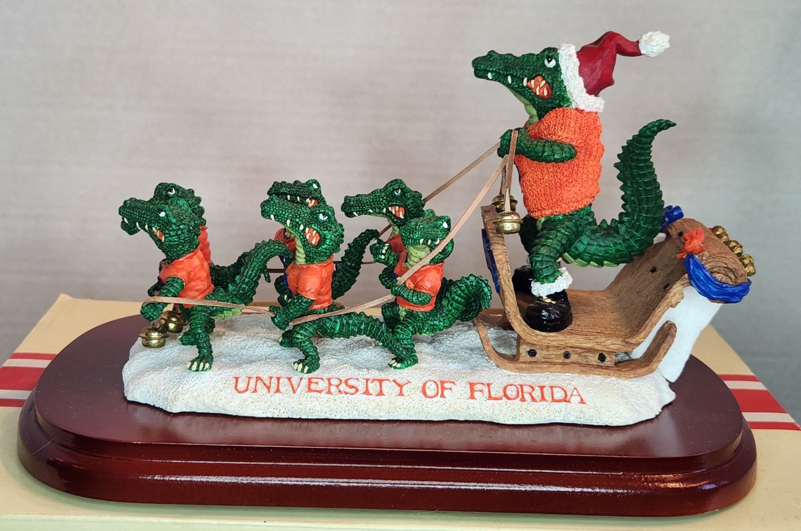 COLLEGE TREASURES University of Florida Gators Holiday Sleigh, Christmas Figure