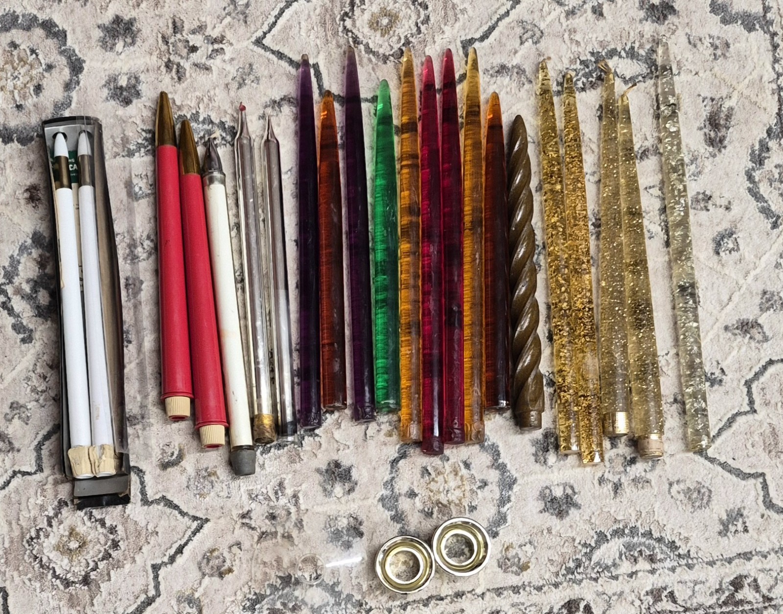 Vintage MCM Lucite Gold SilverFlake Taper Candles ,Easy Lite Candles Christmas Vintage MCM Lucite Gold SilverFlake Taper Candles ,Easy Lite Candles Christmas