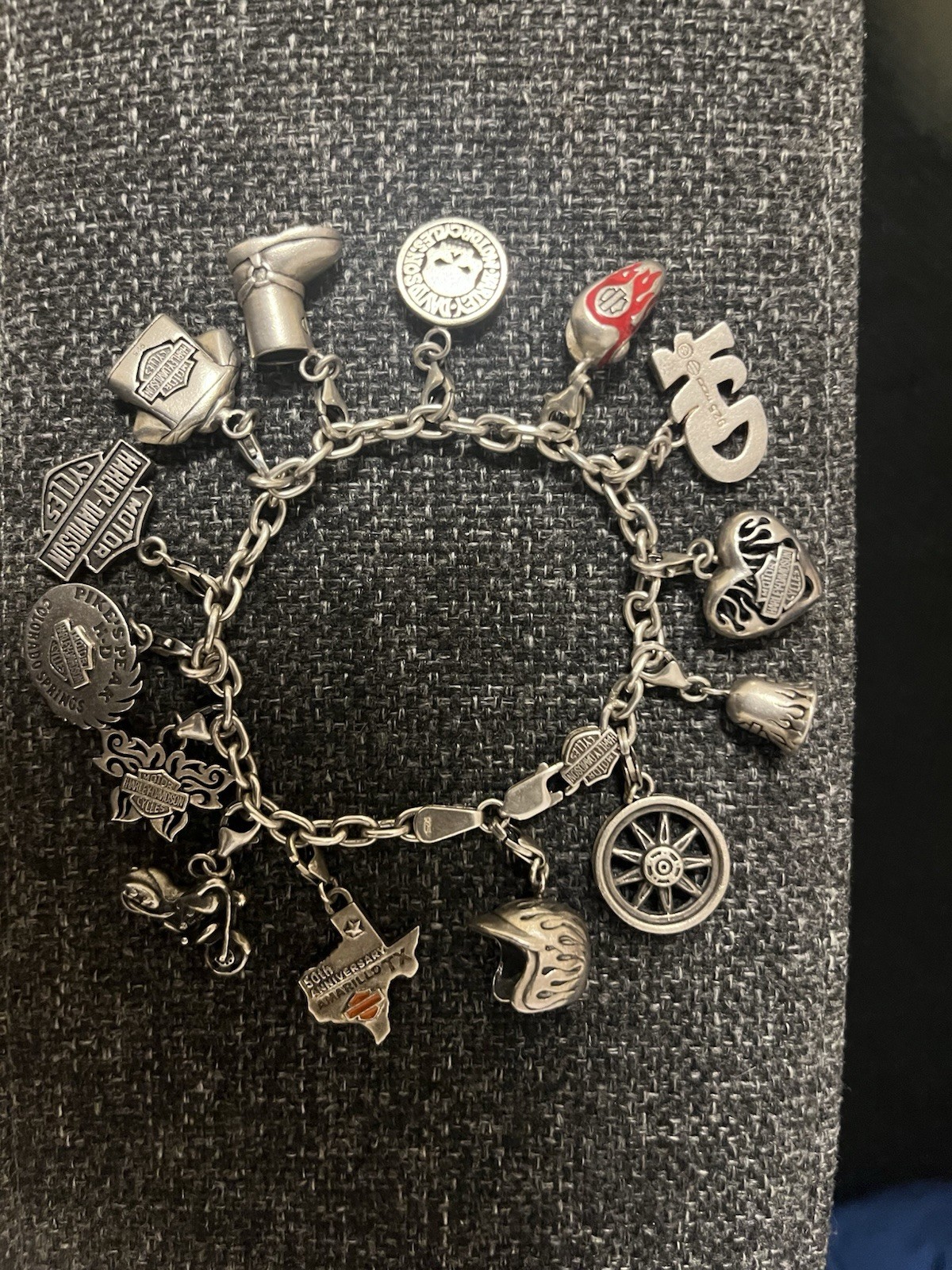 Vintage HARLEY DAVIDSON Sterling Silver 925 HD Bracelet with 14 HD Charms Vintage HARLEY DAVIDSON Sterling Silver 925 HD Bracelet with 14 HD Charms