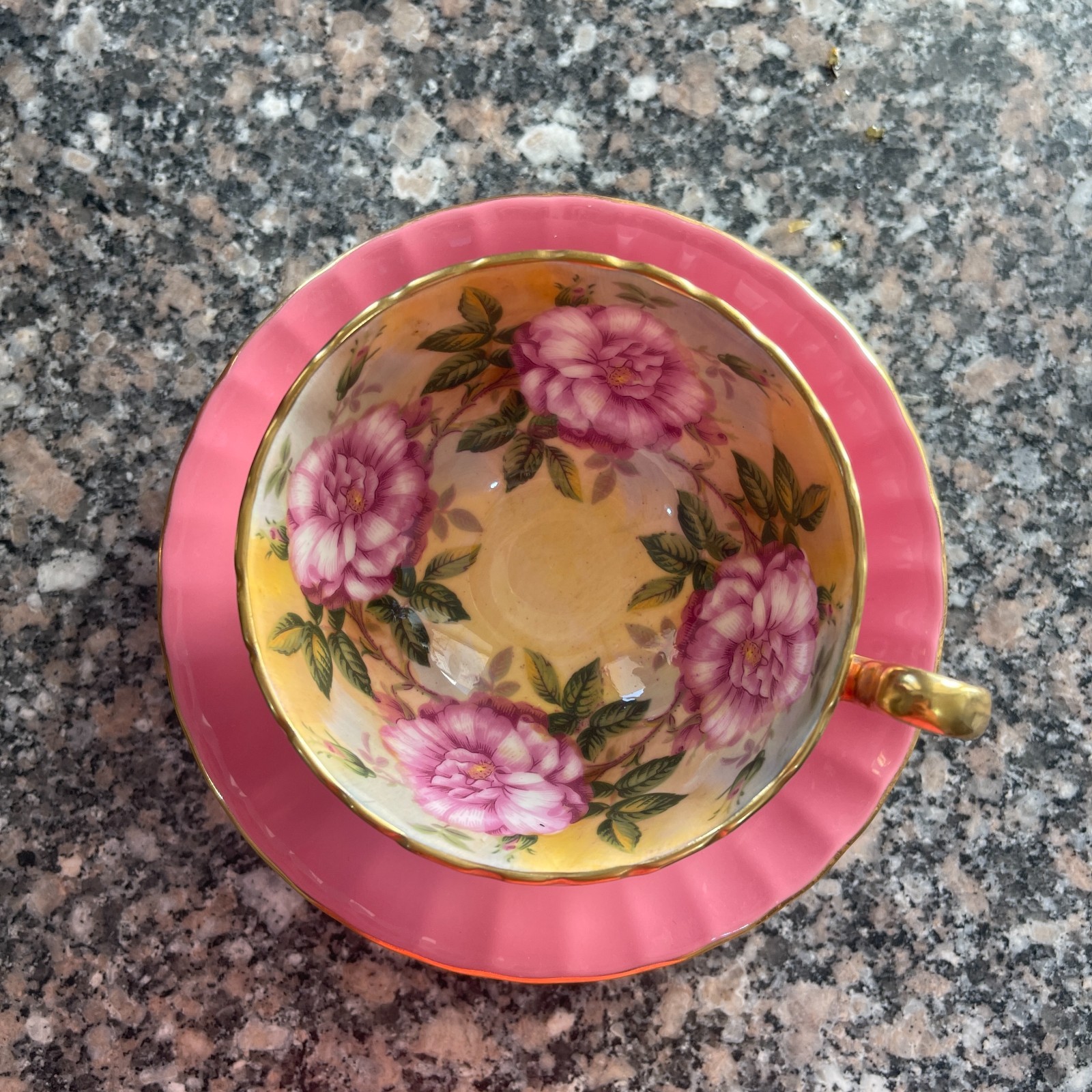 Aynsley Pink Cabbage 4 Rose 1031 Teacup Saucer Oban Shape Bone China England VTG