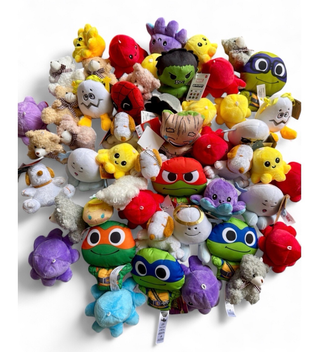 Crane Machine Wholesale Mini Plush Mix 100 Pieces (40% Licensed) 2.5” -4” New