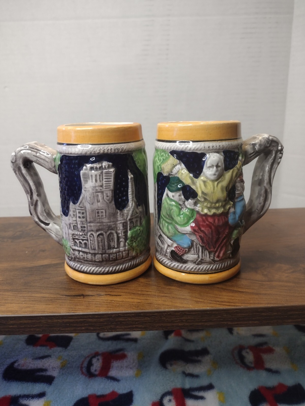 Set Of Two Vtg German Style Stein 5.5 Inch Made Japan Hand Painted 