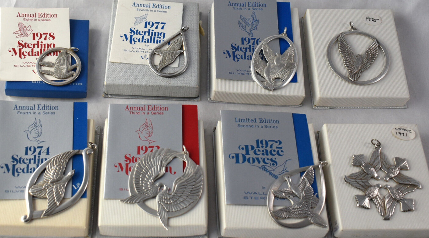 8pc WALLACE Sterling CHRISTMAS ORNAMENT Or PENDANT Complete Set 220 grams 8pc WALLACE Sterling CHRISTMAS ORNAMENT Or PENDANT Complete Set 220 grams
