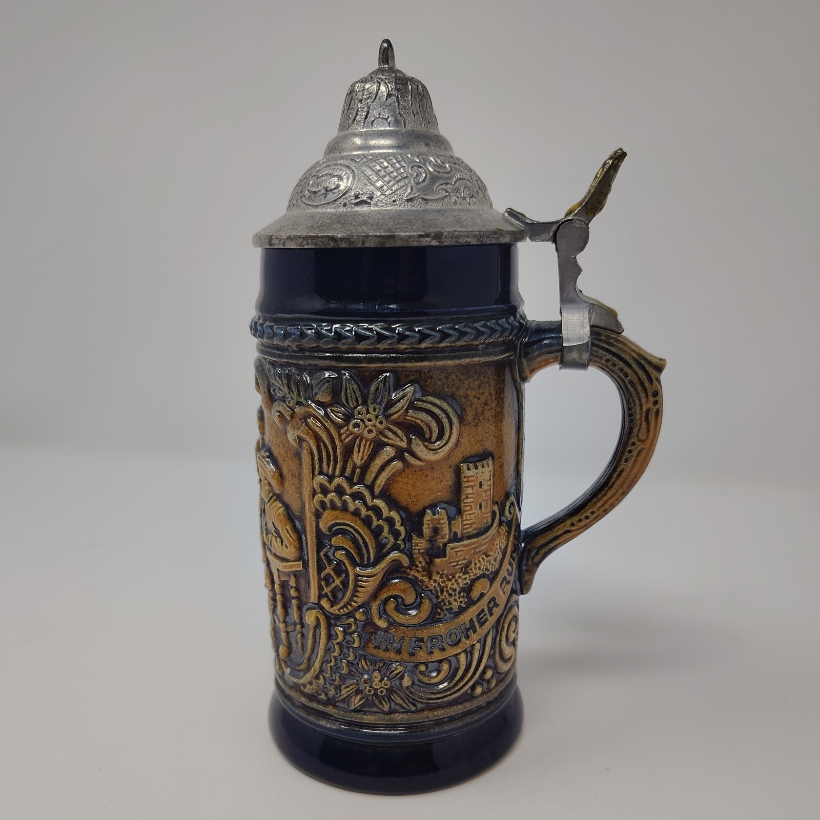 Original Gerzit Gerz Vintage Lidded Beer Stein that was made in West Germany. Original Gerzit Gerz Vintage Lidded Beer Stein that was made in West Germany.