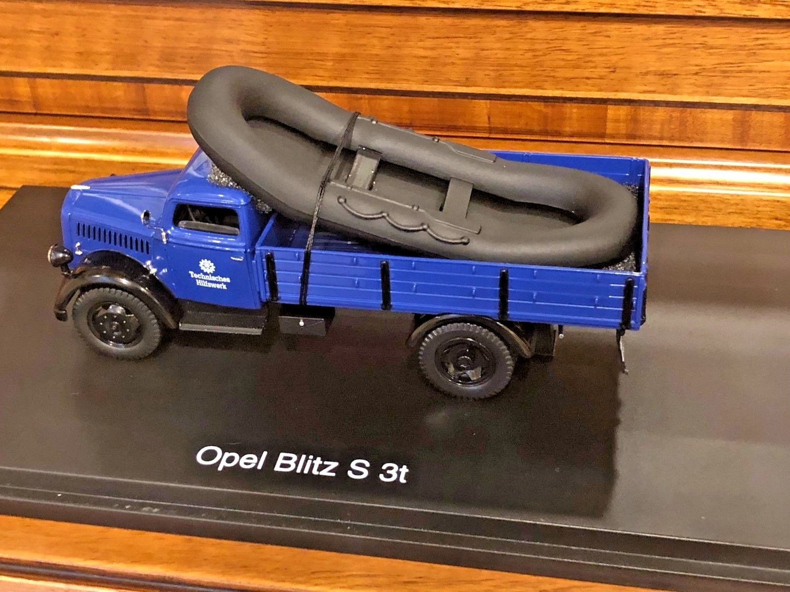 Schuco 1:43 | Opel Blitz S 3t Technisches Hilfswerk | Rubber Boat | Item # SHU0