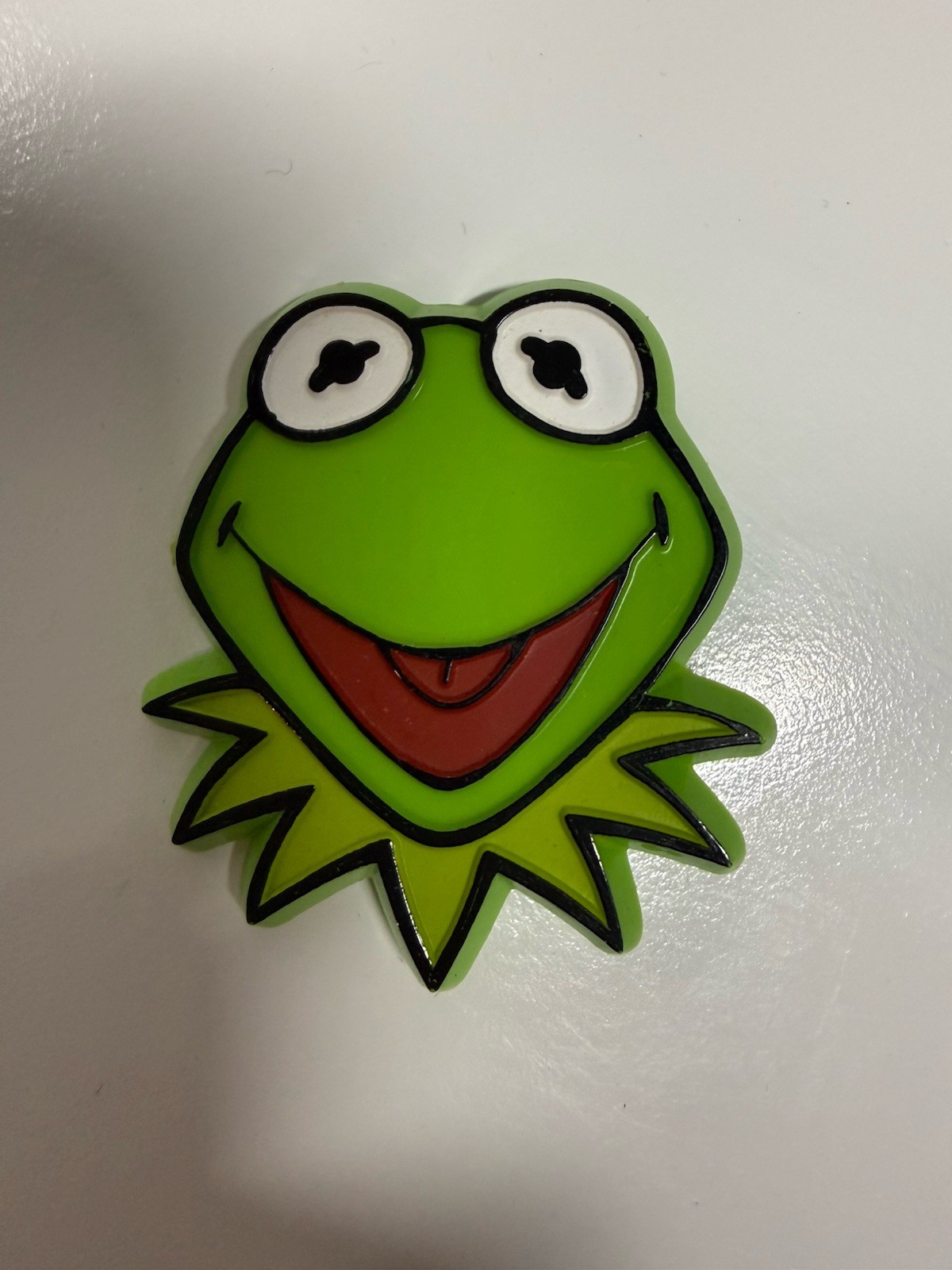 Vintage Kermit The Frog Hard Plastic Collectible Pin 1978 Henson Associates Inc Vintage Kermit The Frog Hard Plastic Collectible Pin 1978 Henson Associates Inc