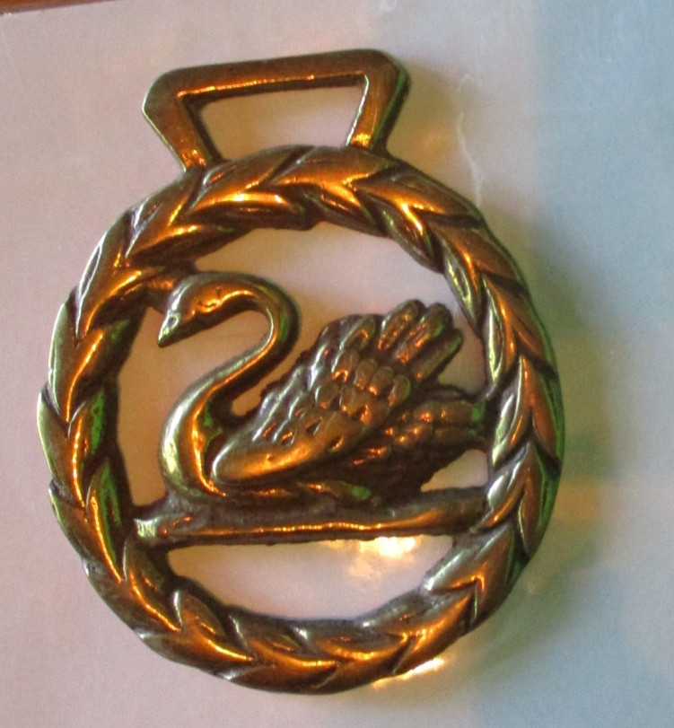 Vtg. British Horse Equestrian Bridle Medallion-Swan