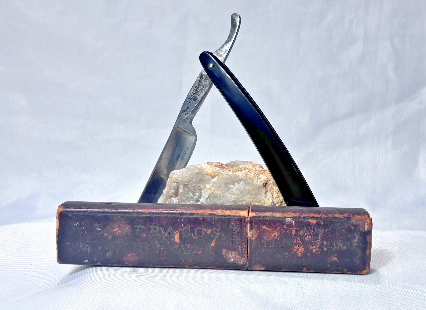 1920\'s /30\'s Boker & Co\'s Straight Razor Square Point Full Hollow W/Box Germany 1920\'s /30\'s Boker & Co\'s Straight Razor Square Point Full Hollow W/Box Germany