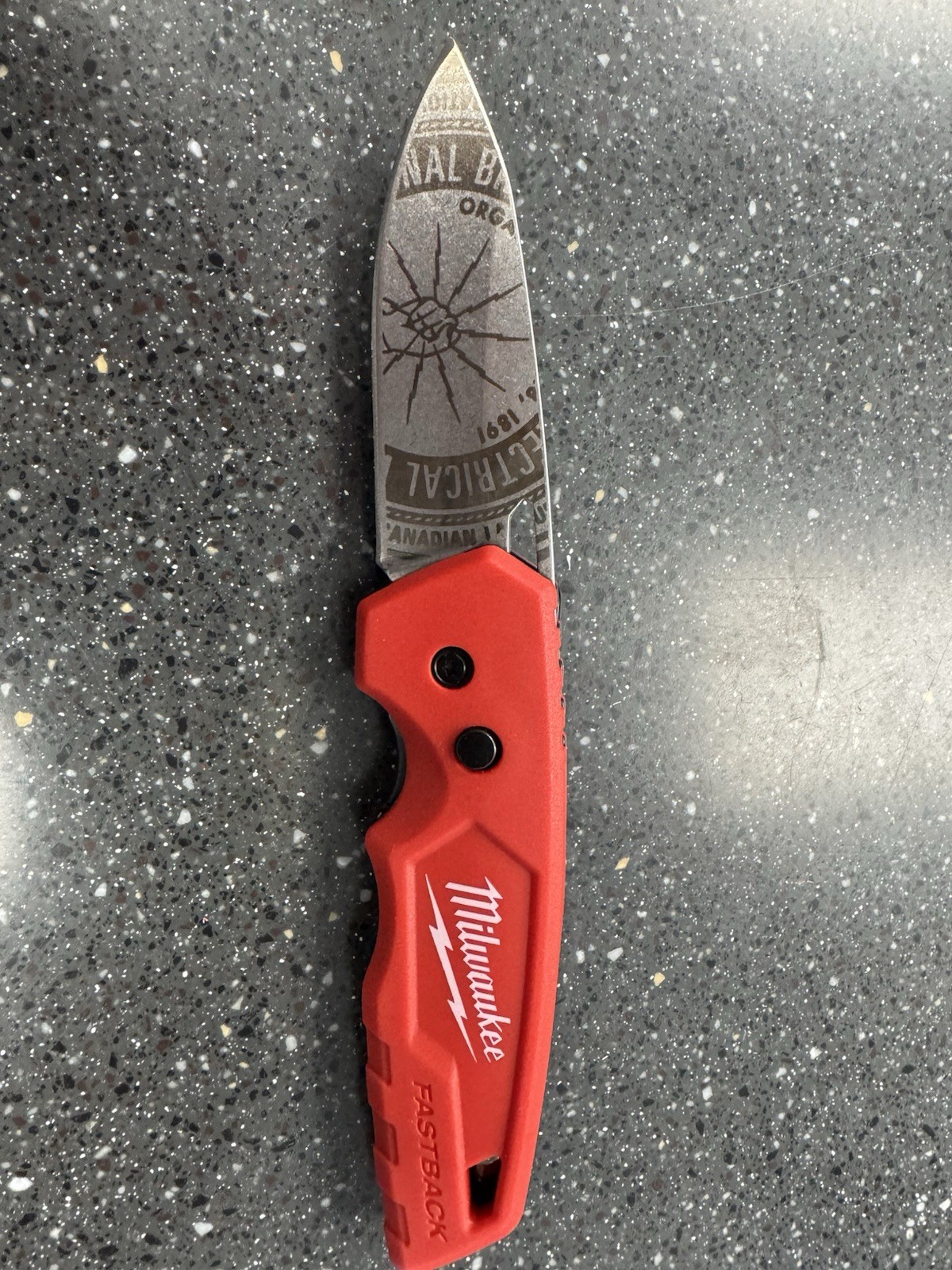 Milwaukee FASTBACK Pocket Knife Electrician Union Engraved