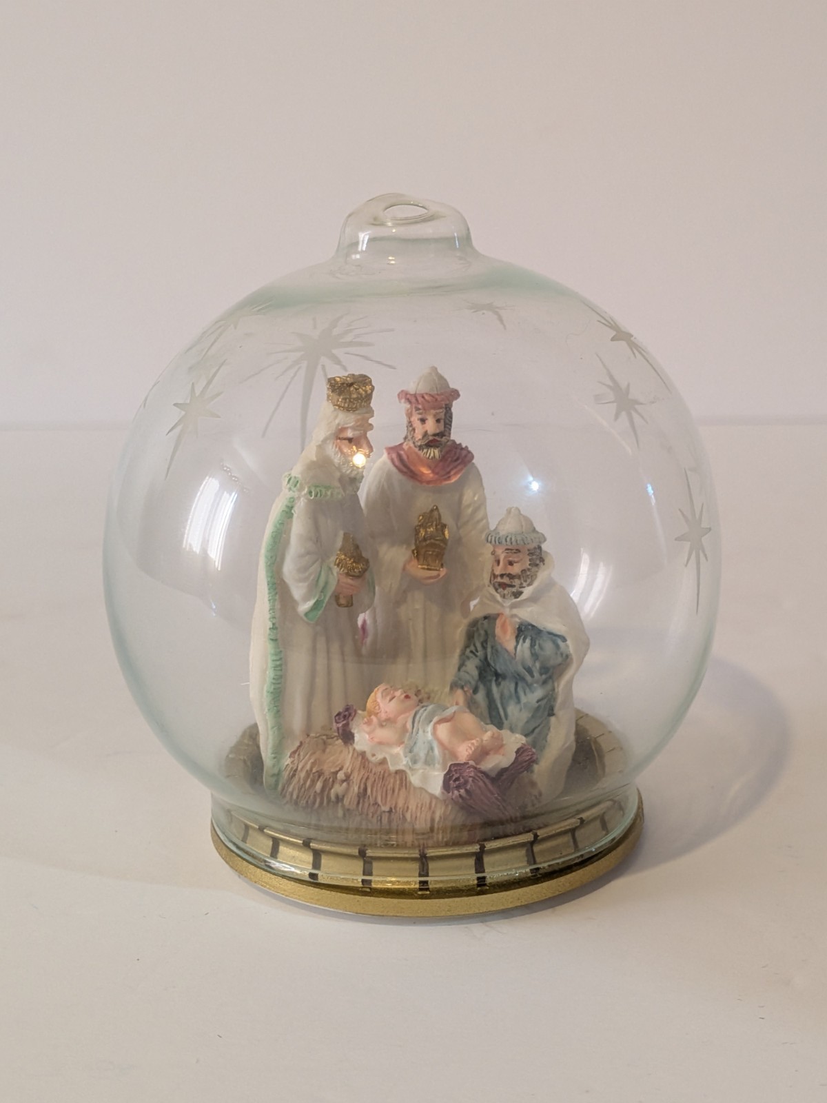 Vintage 1994 House of Lloyd Glass Globe Nativity Ornament Three Wise Men Etched