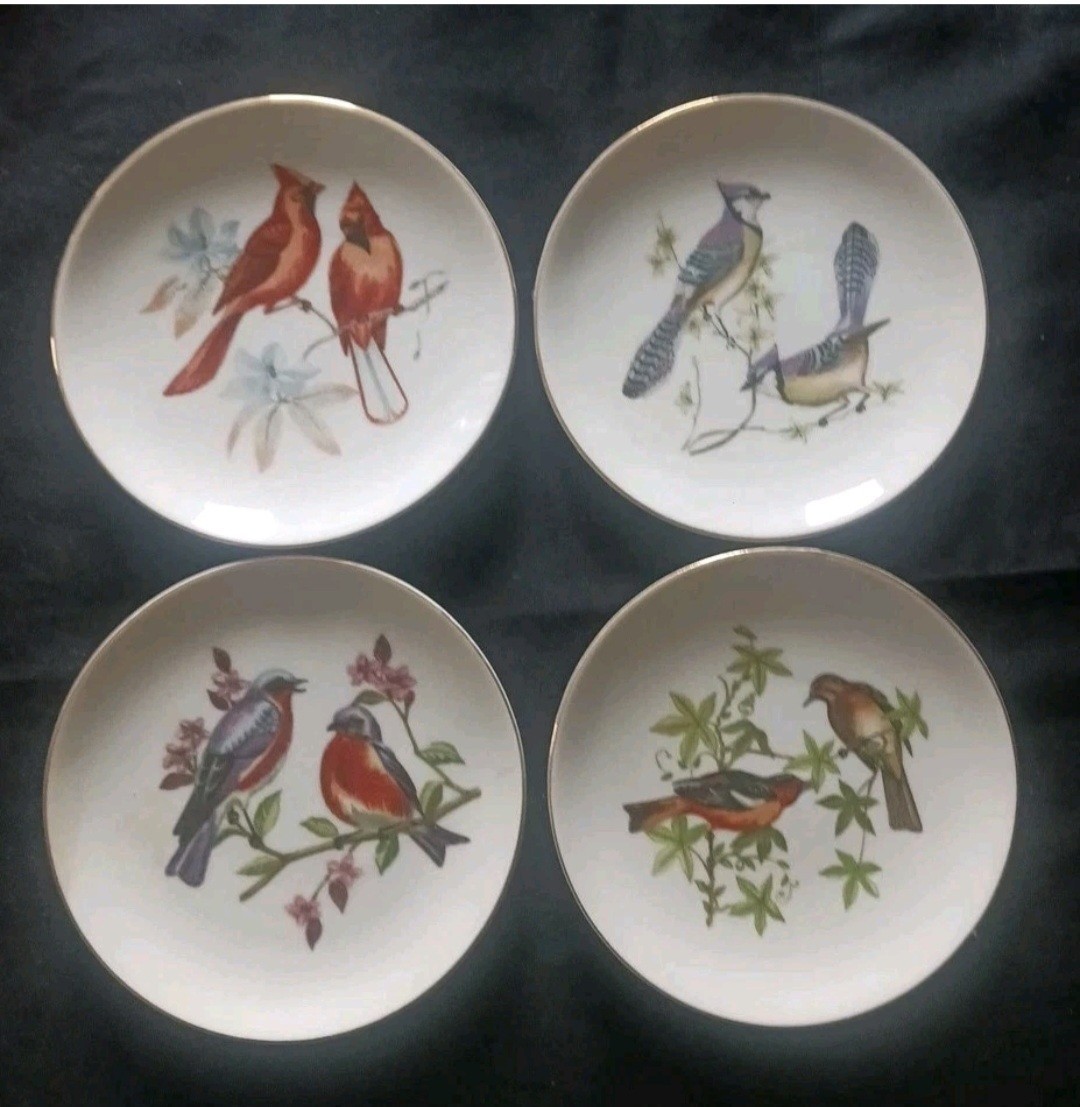 Lot of 4 - 6