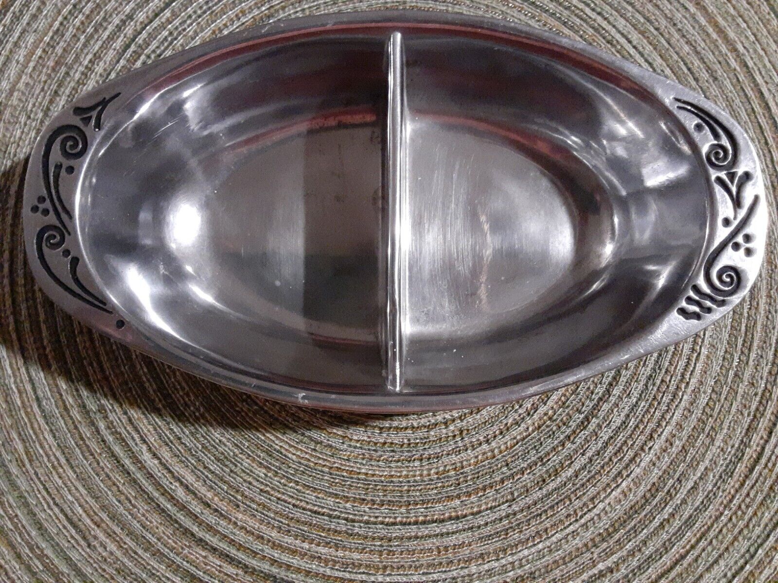 Lenox  Holloware Spyro Silver/Pewter finish divided bowl/dish candy/nut