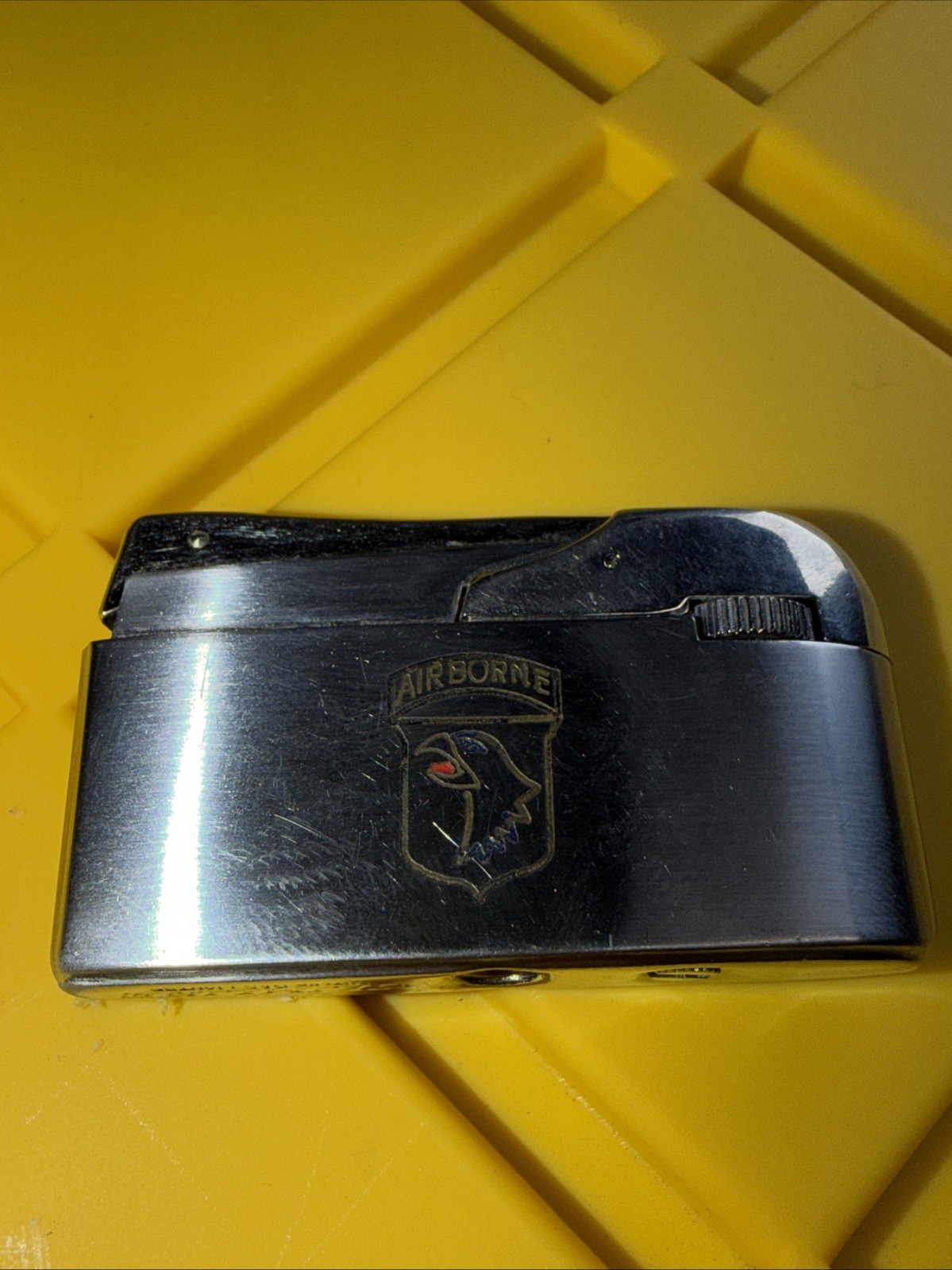 US Military Memorabilia - AIRBORNE Screaming Eagle South Vietnam HADSON Slimline US Military Memorabilia - AIRBORNE Screaming Eagle South Vietnam HADSON Slimline