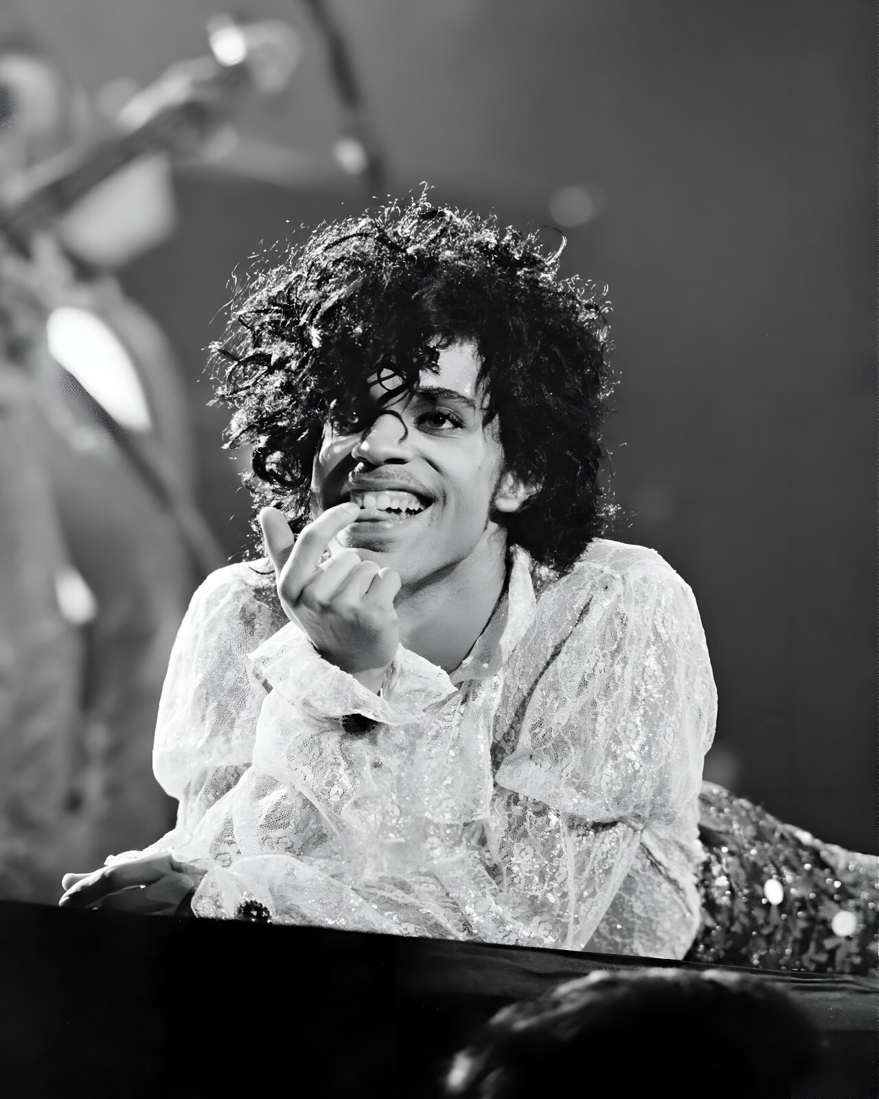 Prince Musician Artist Singer 8 x 10 Photograph Art Print Photo Picture Prince Musician Artist Singer 8 x 10 Photograph Art Print Photo Picture