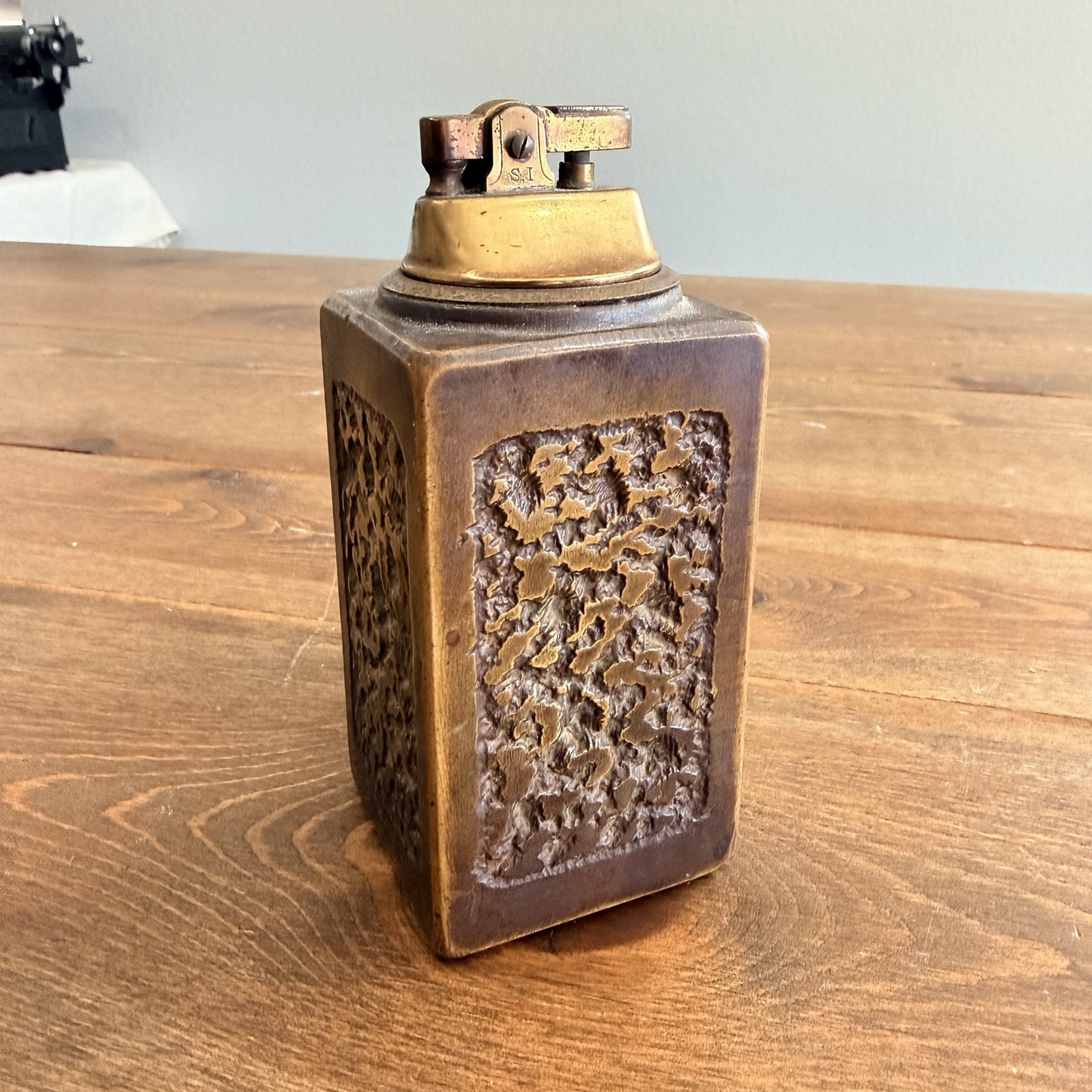 Lighter Table Cigarette Vintage Art Deco Ceramic Empty