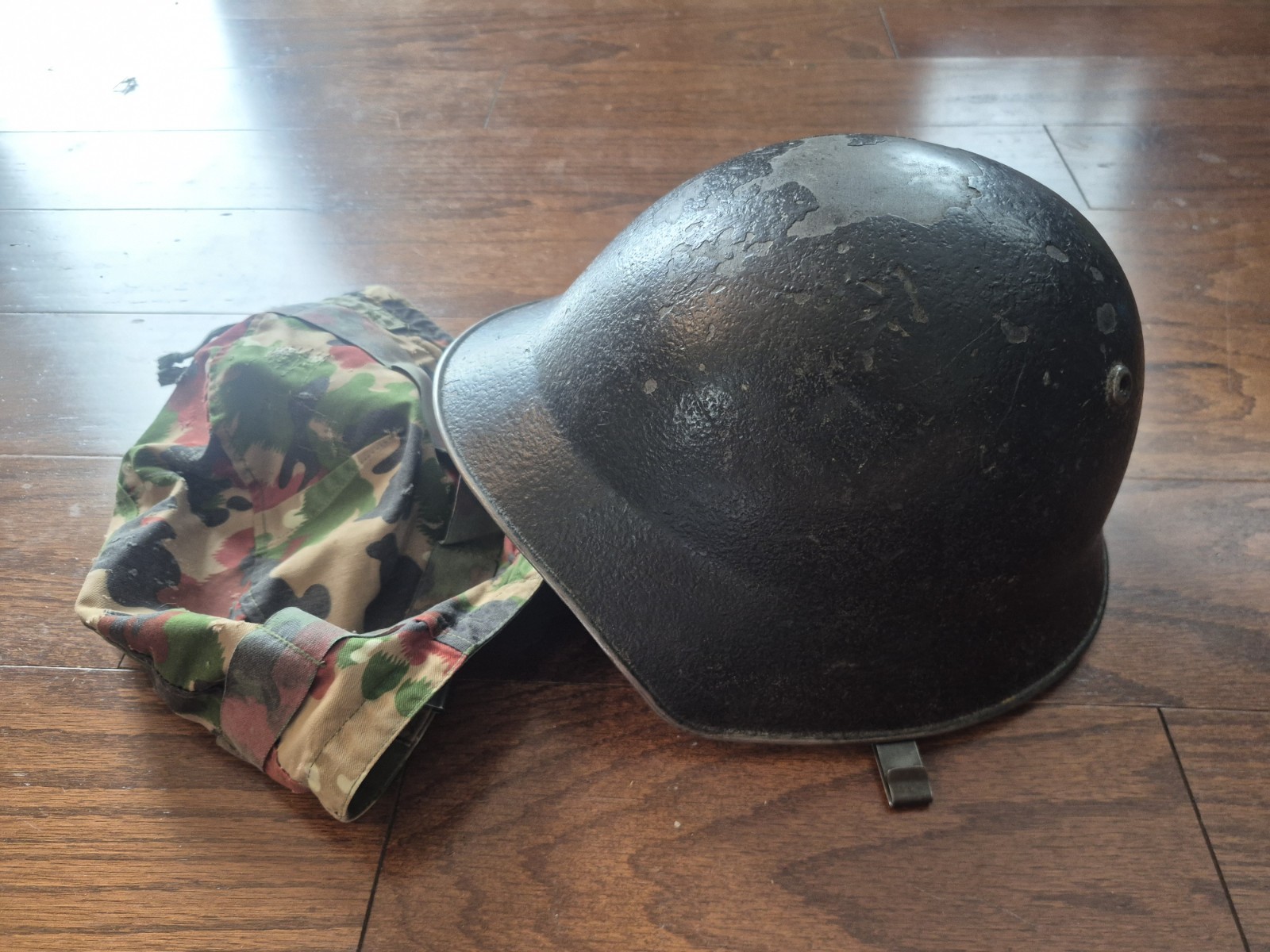 Swiss M18/40 Steel Combat Helmet WWII WW2 Original W/ Chinstrap