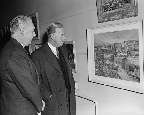 Cameron Cobbold Governor of Bank of England examines a painting by- Old Photo
