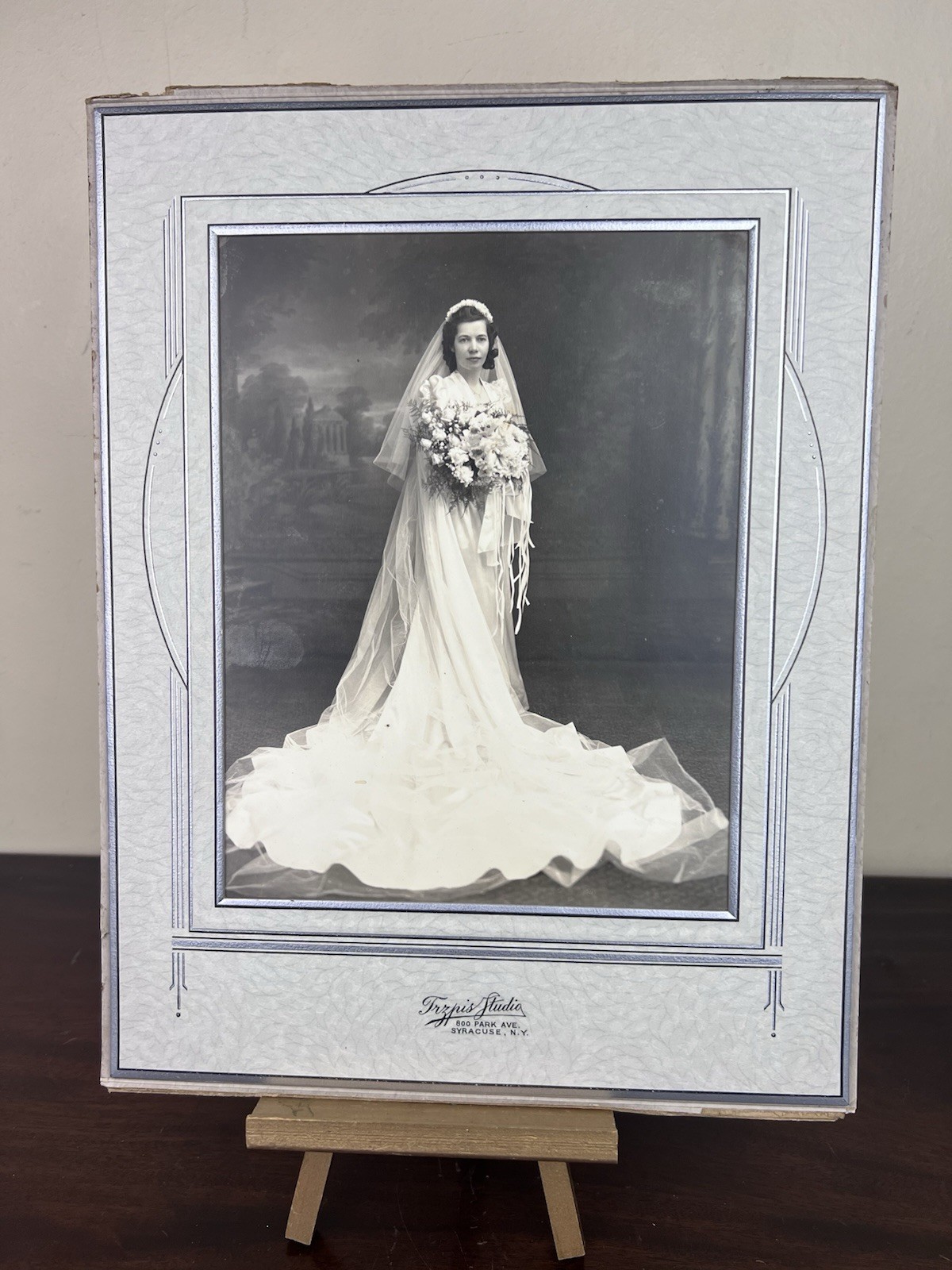 VTG 1920’s 1930’s Wedding Photo Bride Cardboard Frame Trzpis Syracuse NY 13” VTG 1920’s 1930’s Wedding Photo Bride Cardboard Frame Trzpis Syracuse NY 13”