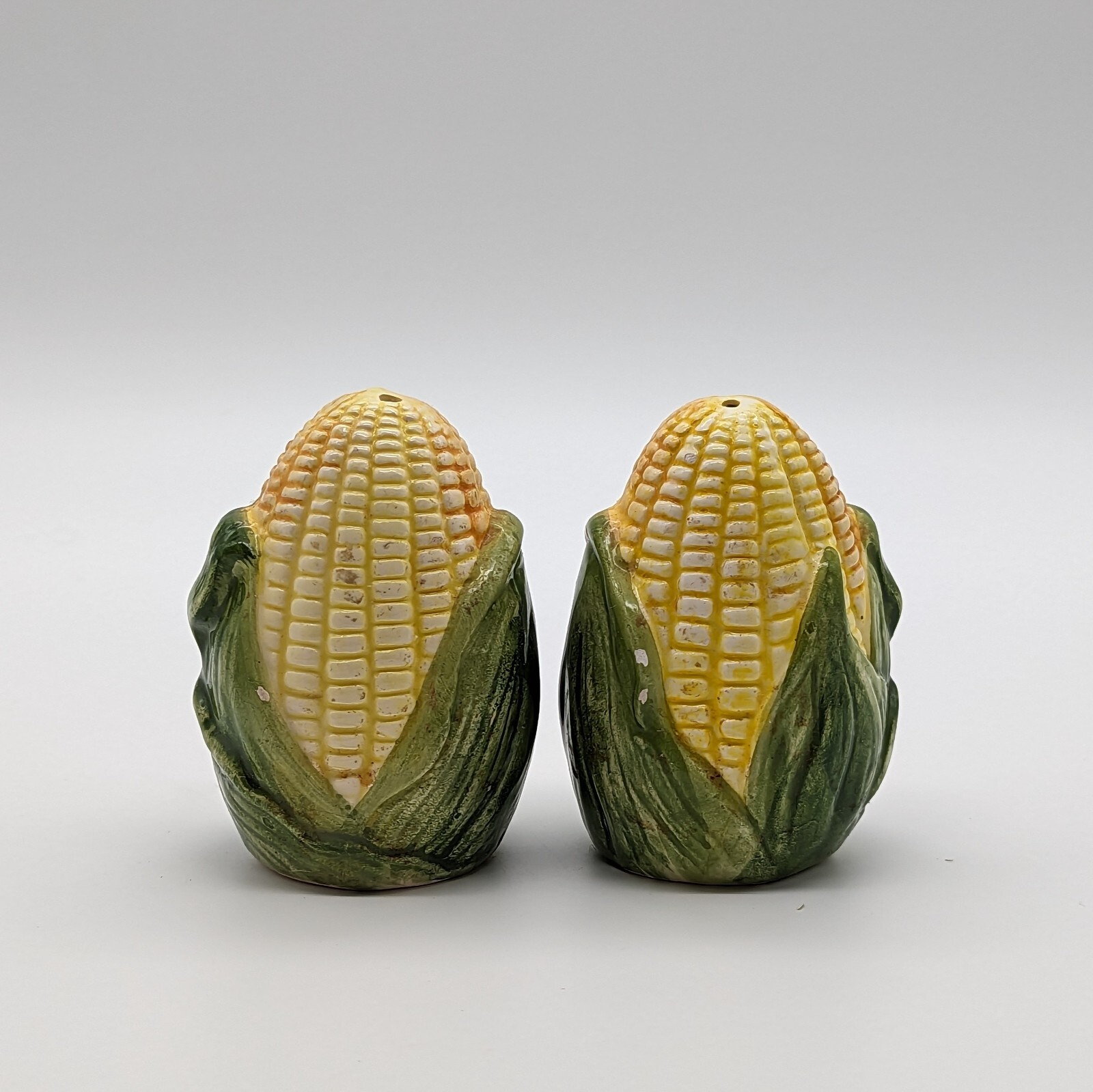 Vintage  Corn Cob Salt & Pepper Shakers