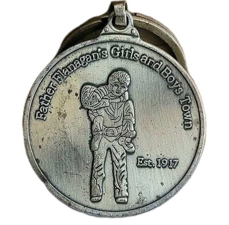 1990 Father Flanagan\'s Boys and Girls Town Vintage Keychain Pendant Charm B49