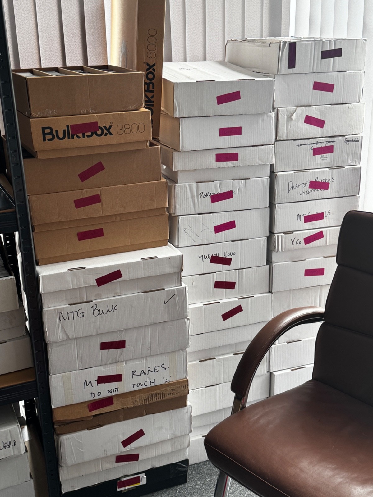 5000 BULK YUGIOH CARDS INC 100 HOLOS. JOB LOT INC ULTRAS SECRETS ETC COLLECTION 5000 BULK YUGIOH CARDS INC 100 HOLOS. JOB LOT INC ULTRAS SECRETS ETC COLLECTION