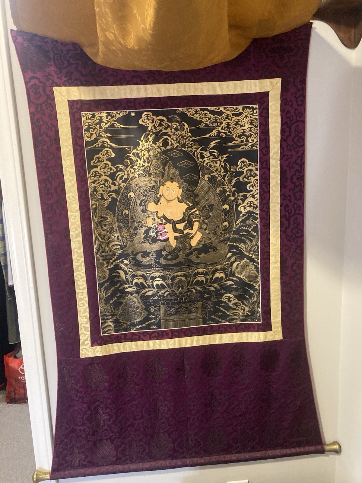 Authentic Hand-Painted Silk Thangka Wall Hanging Guru Figure Gold Detail Authentic Hand-Painted Silk Thangka Wall Hanging Guru Figure Gold Detail
