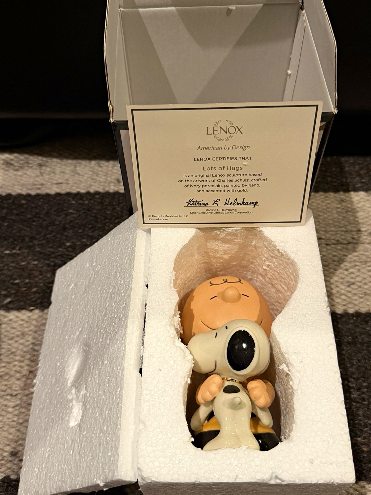 Lenox Peanuts “Lots of Hugs” Charlie Brown & Snoopy 5.25in Porcelain