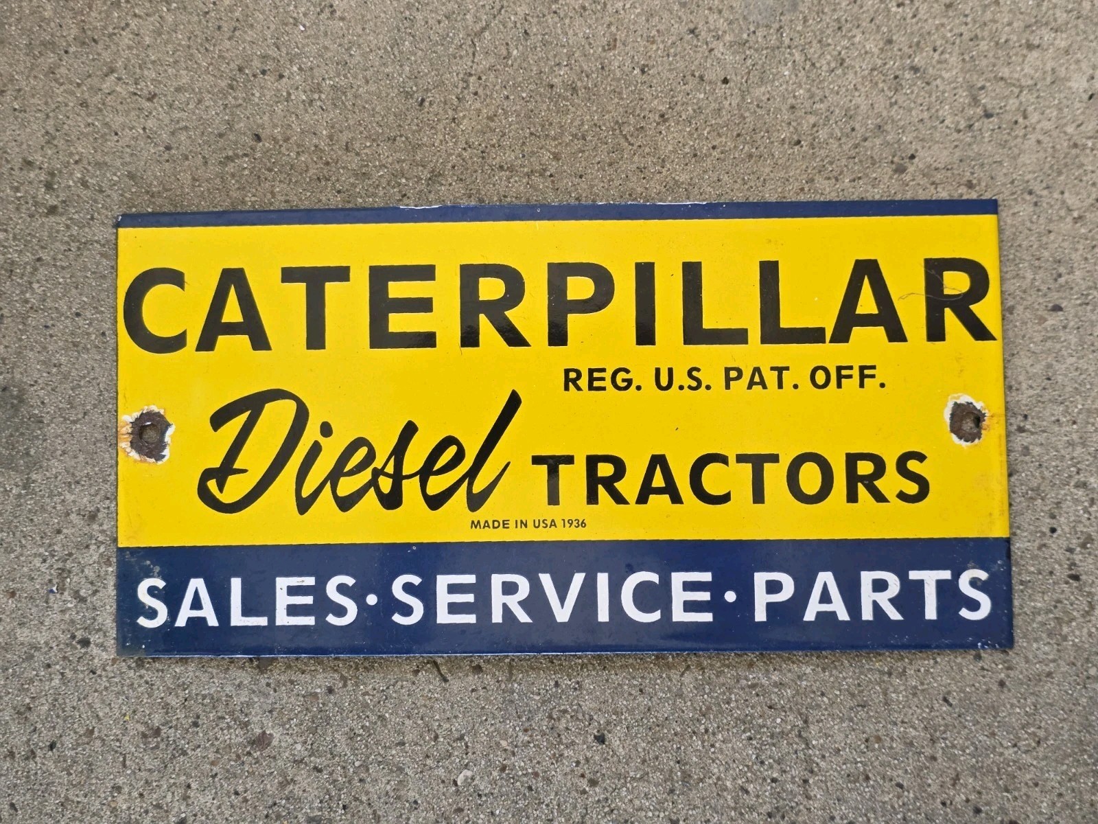 COLLECTIBLE VINTAGE CATERPILLAR DIESEL TRACTORS PORCELAIN SIGN 10 COLLECTIBLE VINTAGE CATERPILLAR DIESEL TRACTORS PORCELAIN SIGN 10