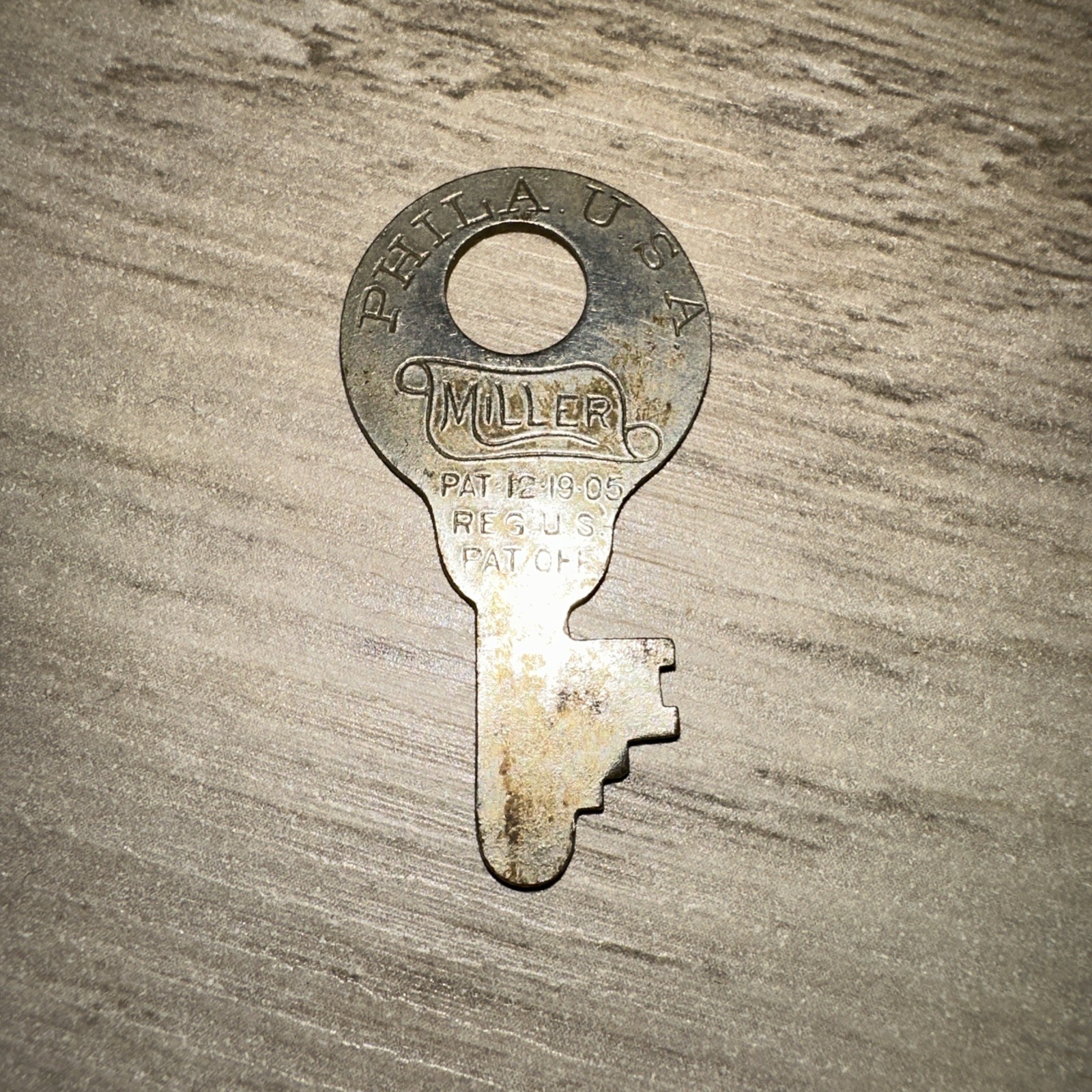 Antique Miller Flat Key For Padlock Or Cabinet 1905 Patent ￼￼