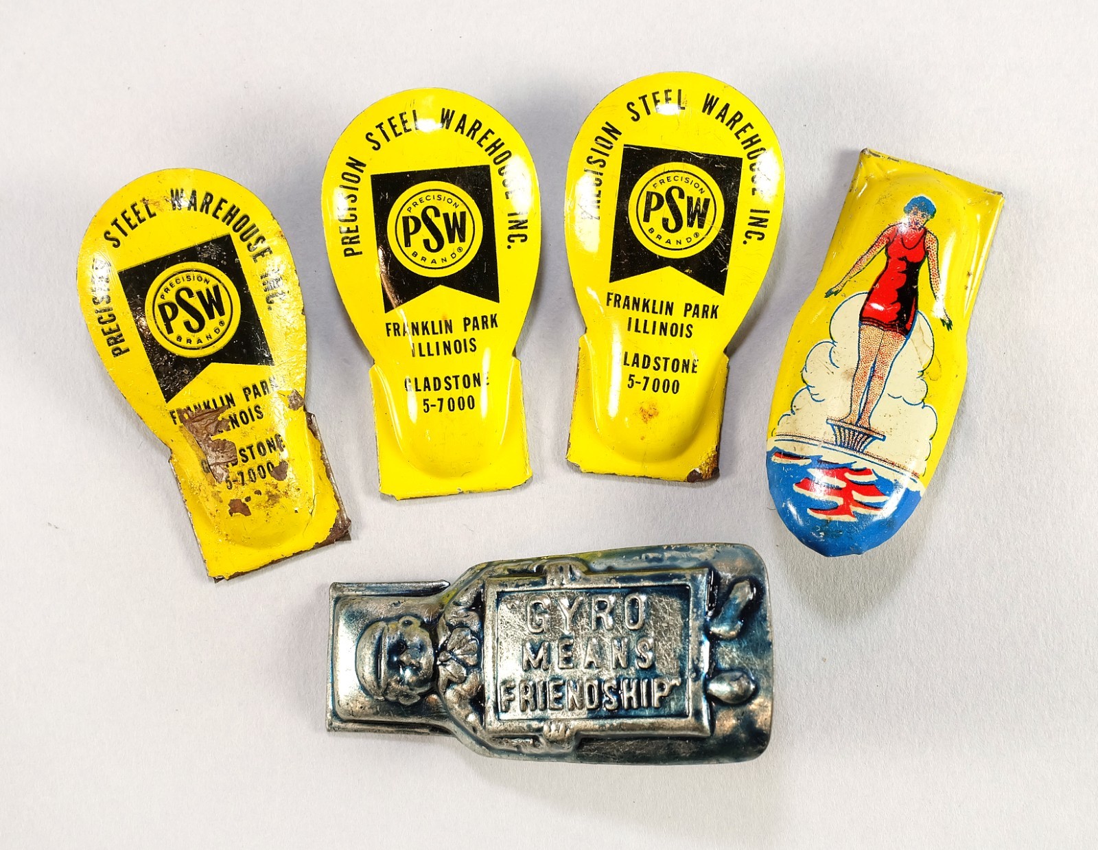 5 Vintage Bathing Beauty & Advertising Tin Toy Clickers – 1930s-1950s