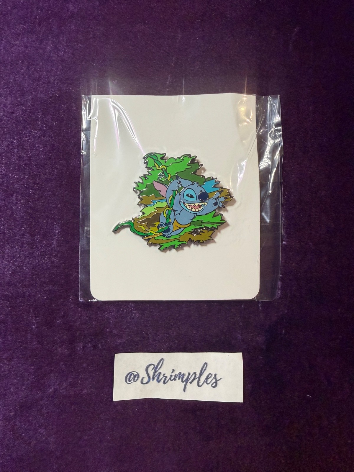 DISNEY PIN STITCH Invades TARZAN Invasion Crossover AUCTIONS LE 500 HTF DISNEY PIN STITCH Invades TARZAN Invasion Crossover AUCTIONS LE 500 HTF