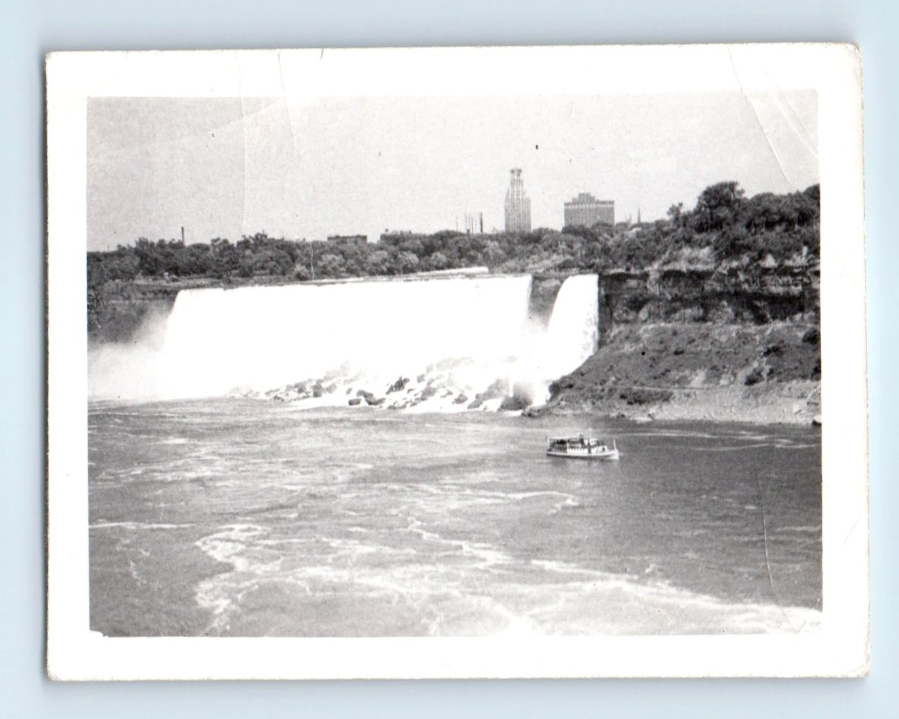 Old Vintage Photo NIAGARA FALLS WATERFALL LANDSCAPE SNAPSHOT PHOTOGRAPH PICTURE